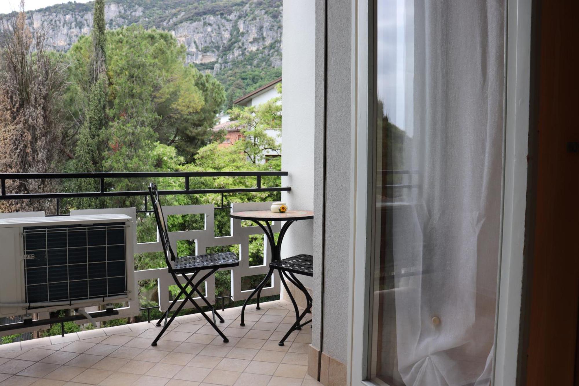 Monika Holiday 315 Magic Lake Garda  Exteriör bild