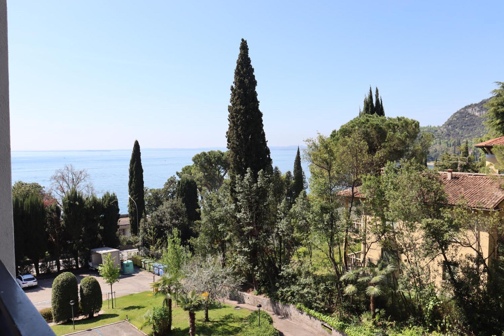 Monika Holiday 315 Magic Lake Garda  Exteriör bild