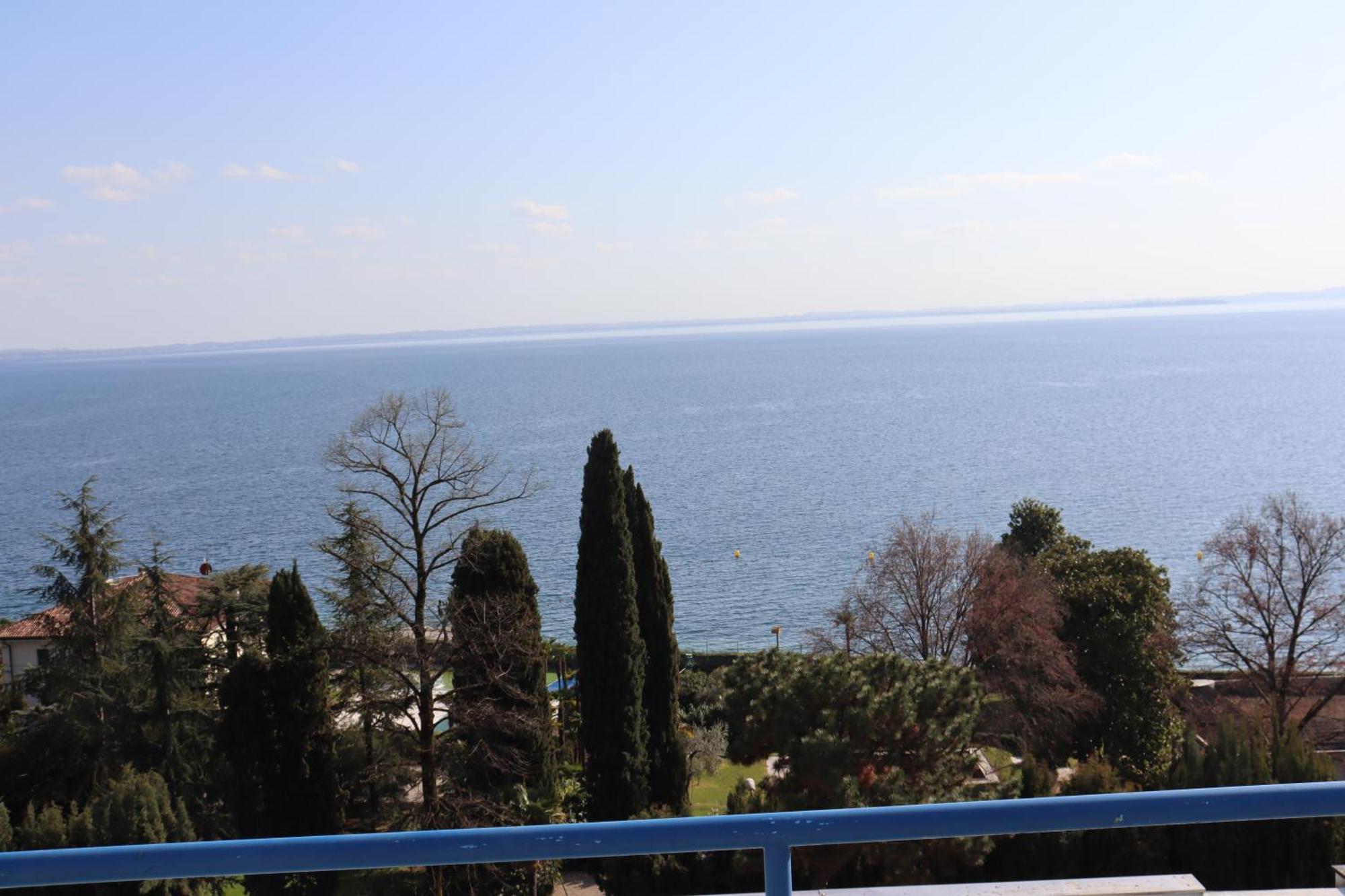 Monika Holiday 315 Magic Lake Garda  Exteriör bild